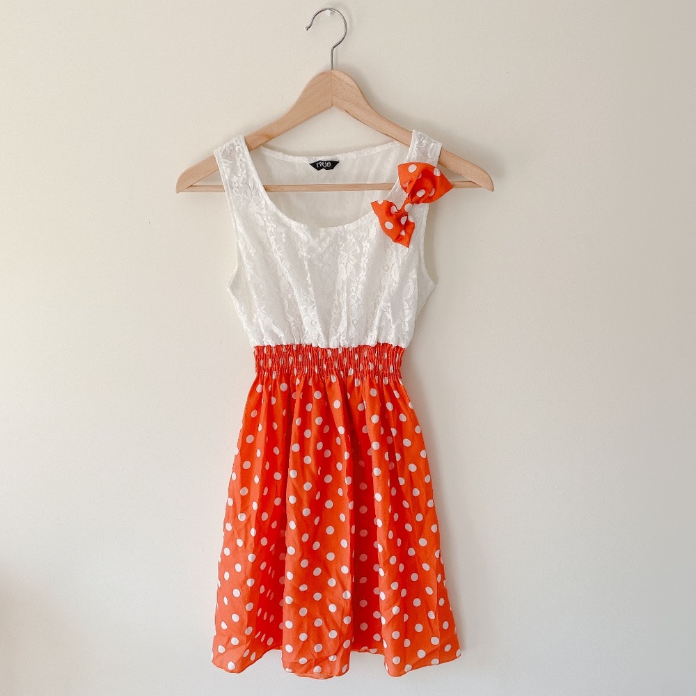 cute orange lace polka dot dress in size S ✨